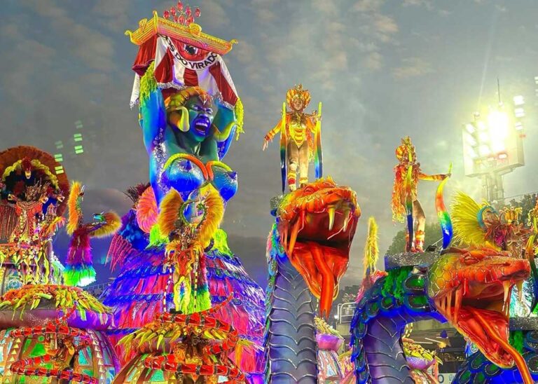 Rio Carnaval 2025: Le groupe Spécial des écoles de Samba de Rio défilent sur 3 jours